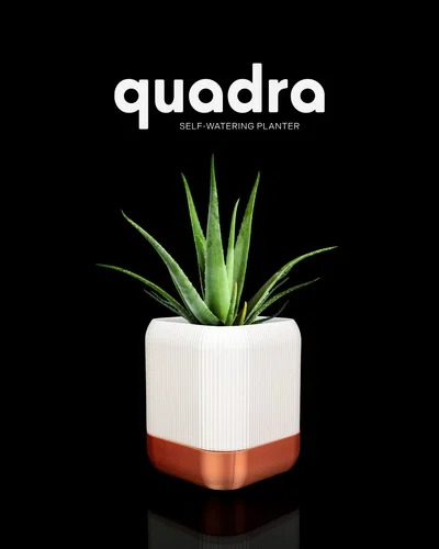 Vaso decorativo autoirrigável com design moderno